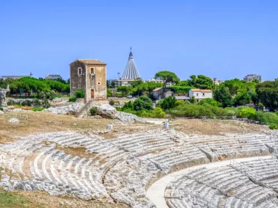 rent in catania escursioni siracusa